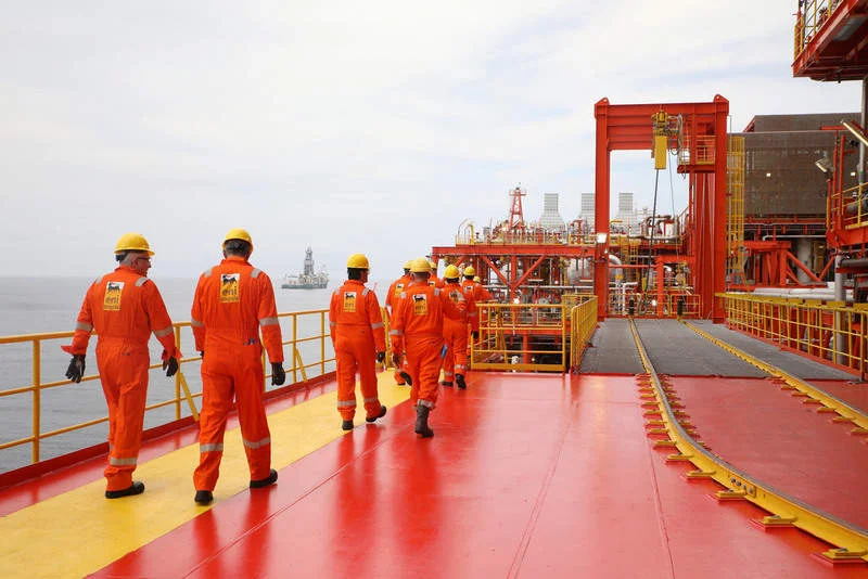  Eni: Formazione professionale e posizioni di lavoro disponibili.