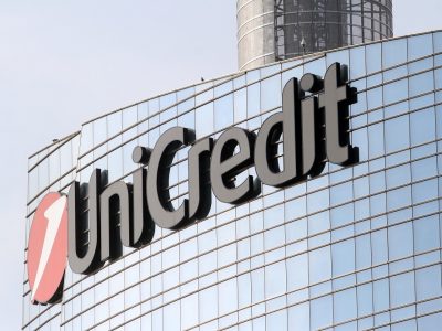 UniCredit: Soluzioni Finanziarie per Clienti e Imprese