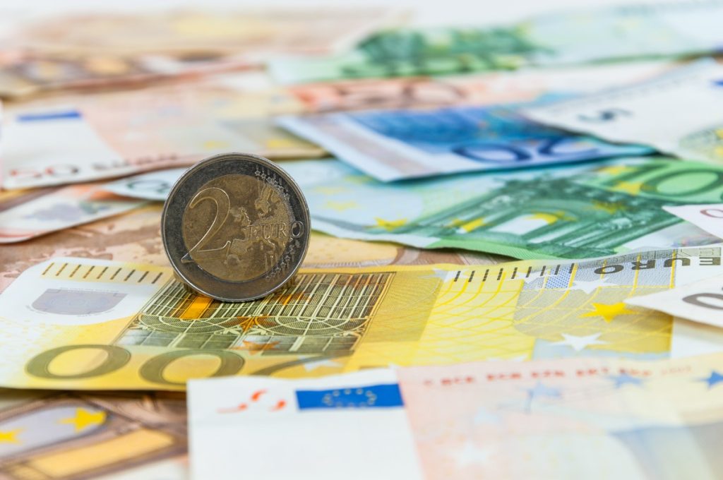 10 Abitudini di Chi Vuole Diventare Ricco