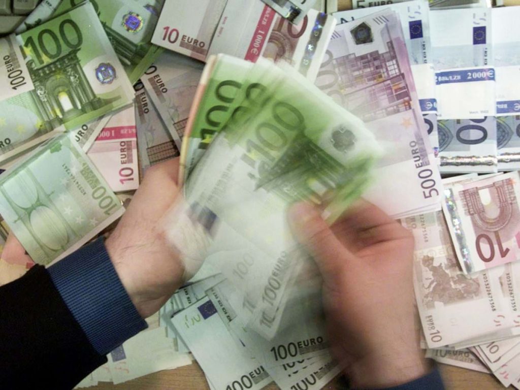 10 Abitudini di Chi Vuole Diventare Ricco